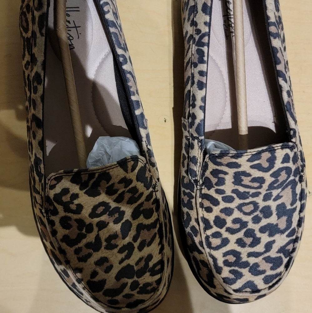 Womens shoes